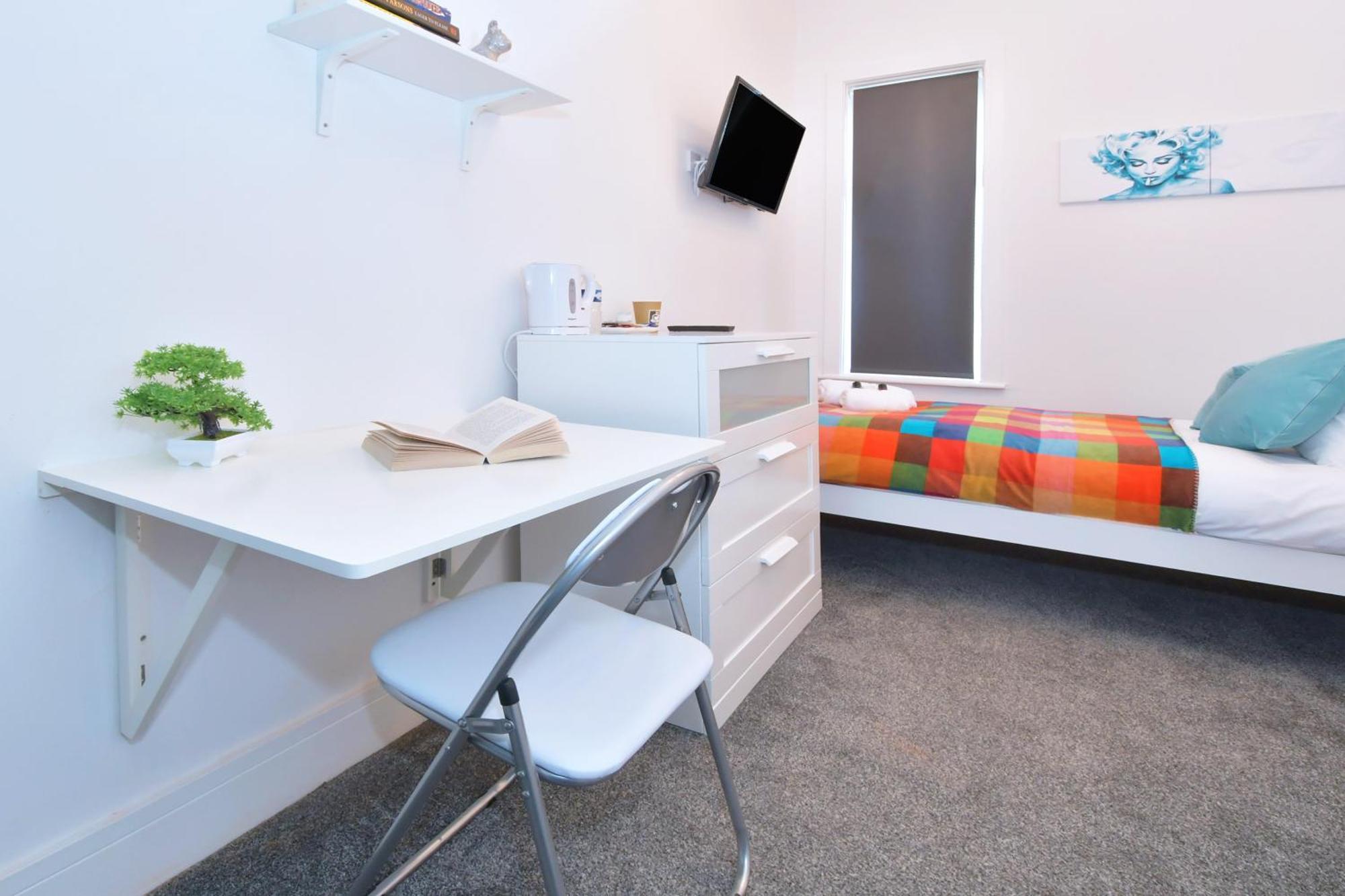 Townhouse @ Henry Street Crewe Otel Dış mekan fotoğraf