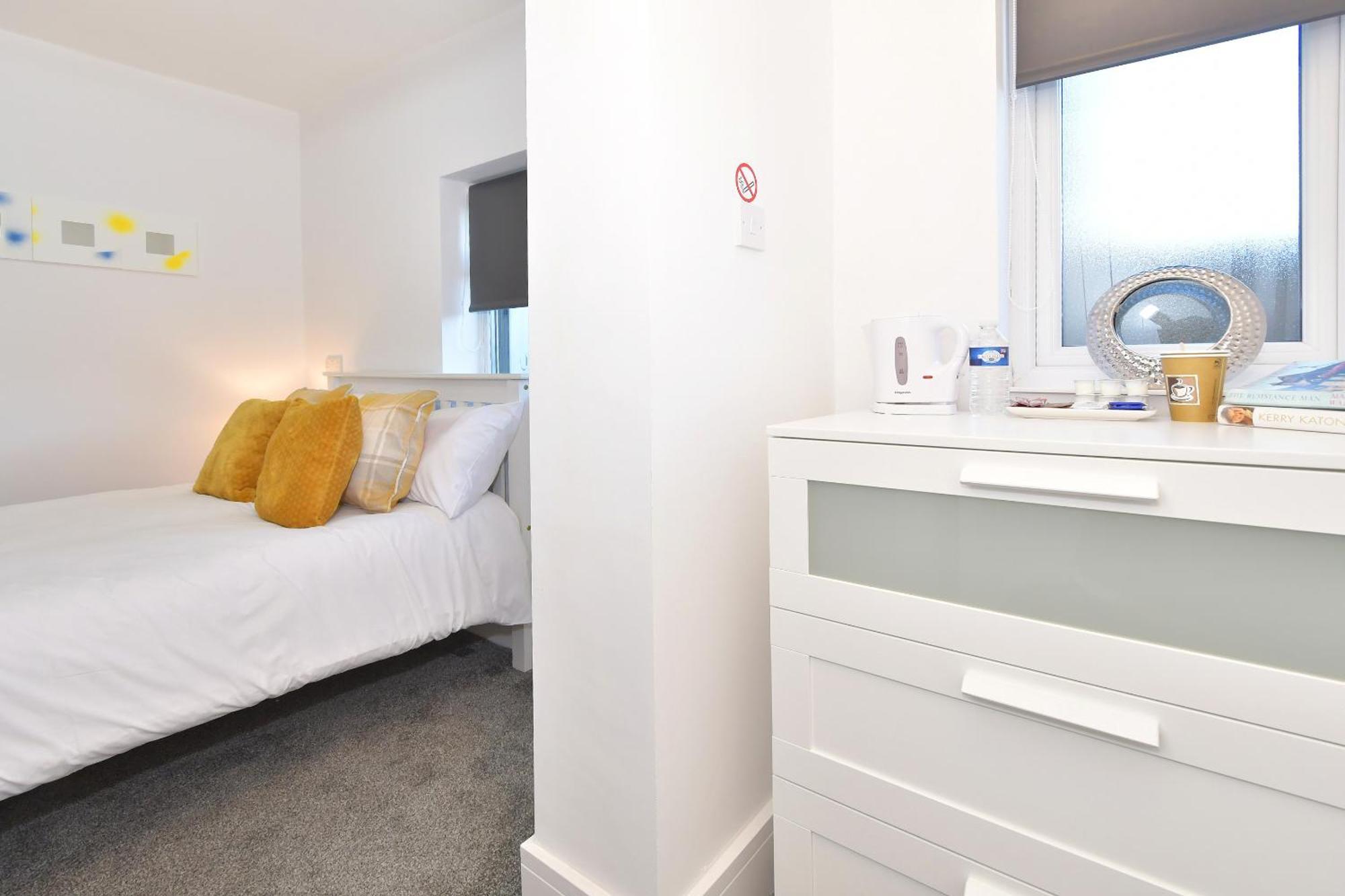 Townhouse @ Henry Street Crewe Otel Dış mekan fotoğraf